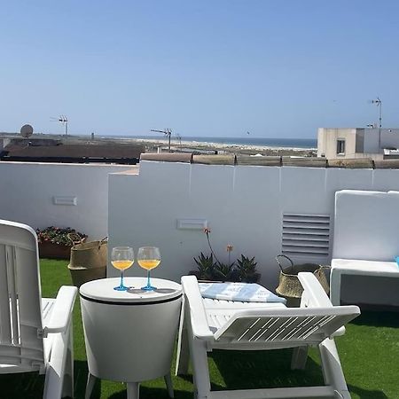 コニル・デ・ラ・フロンテラ Casa Lola Conil, Azotea Al Mar Y Parking Solo Familias O Parejasヴィラ エクステリア 写真