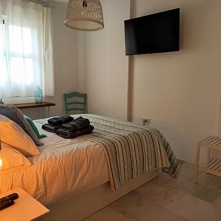 コニル・デ・ラ・フロンテラ Casa Lola Conil, Azotea Al Mar Y Parking Solo Familias O Parejasヴィラ エクステリア 写真
